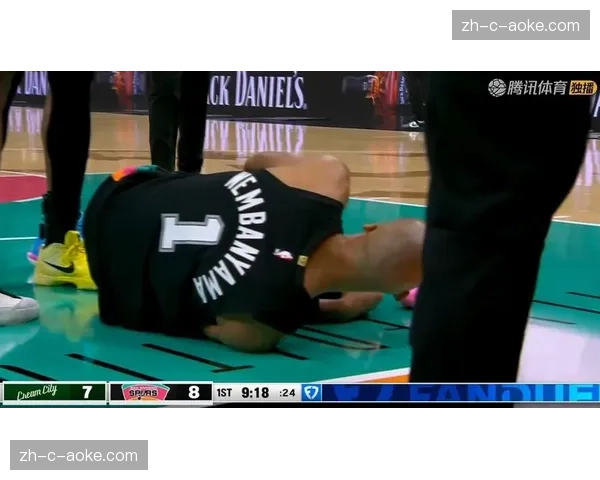 字母哥赛季报销确认 右小腿拉伤常规赛无法回归